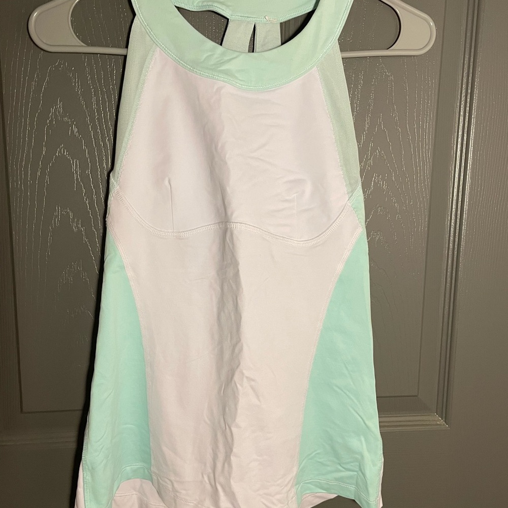 Like NEW NWOT Lululemon Women’s Activewear Halter Top in Sea Green & White, sz 6